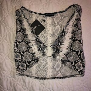 PRETTY LITTLE THING Snakeskin sleeveless top